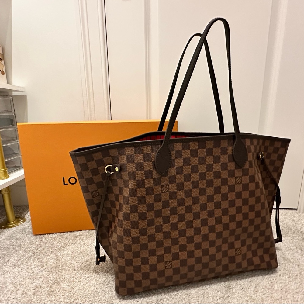 LIKE NEW Louis Vuitton Neverful GM